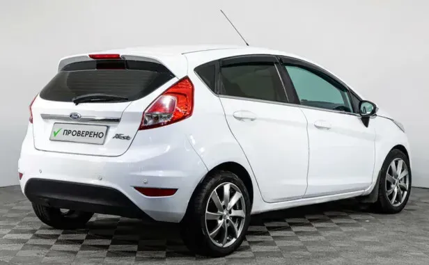Ford Fiesta, Mk6 Рестайлинг — фото 2
