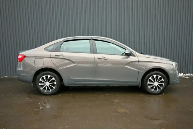 LADA Vesta, I — фото 10