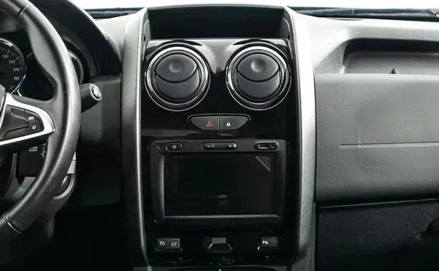 Renault Duster, I Рестайлинг — фото 9