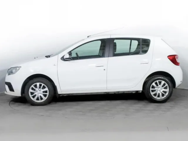 Renault Sandero, II Рестайлинг — фото 8