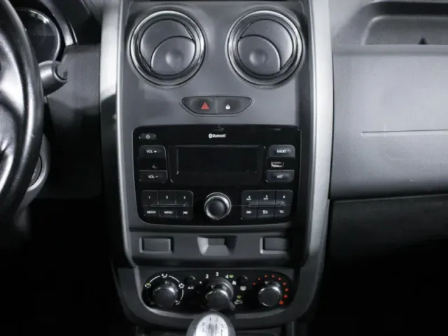Renault Duster, I Рестайлинг — фото 14