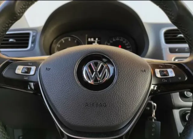 Volkswagen Polo, V Рестайлинг — фото 4