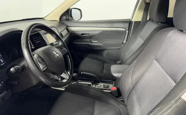 Mitsubishi Outlander, III Рестайлинг 2 — фото 6