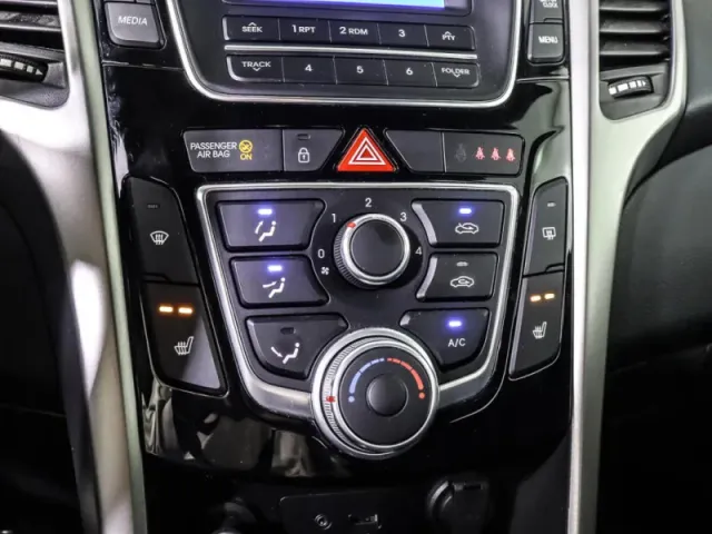 Hyundai i30, II — фото 19