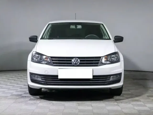 Volkswagen Polo, V Рестайлинг — фото 2