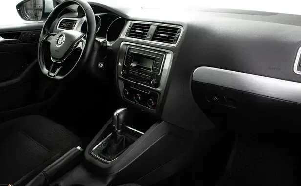 Volkswagen Jetta, VI Рестайлинг — фото 6