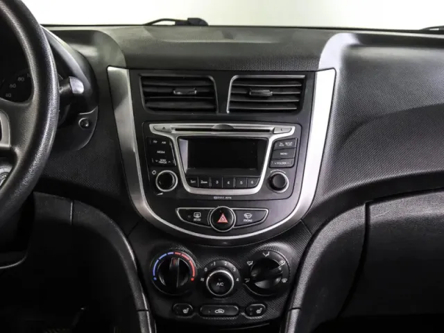 Hyundai Solaris, I Рестайлинг — фото 13