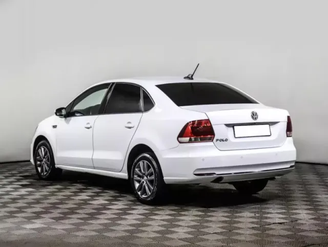 Volkswagen Polo, V Рестайлинг — фото 7