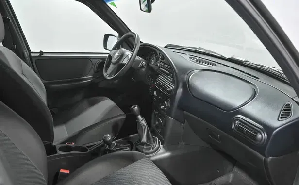 Chevrolet Niva, I Рестайлинг — фото 11