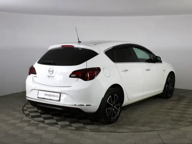 Opel Astra, J Рестайлинг — фото 4
