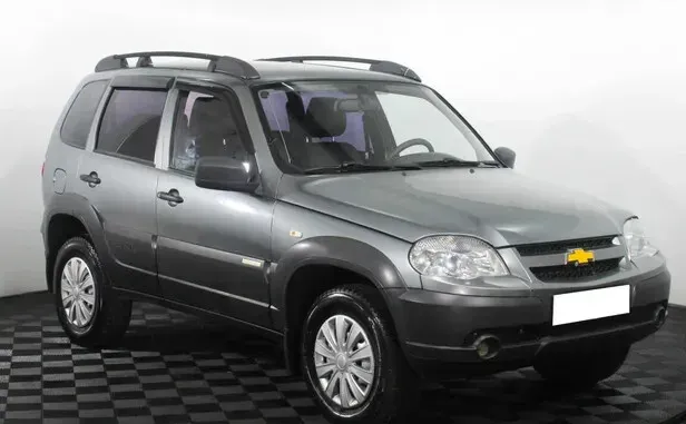 Chevrolet Niva, I Рестайлинг — фото 3