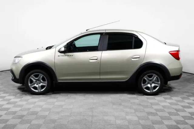 Renault Logan, II Рестайлинг — фото 8