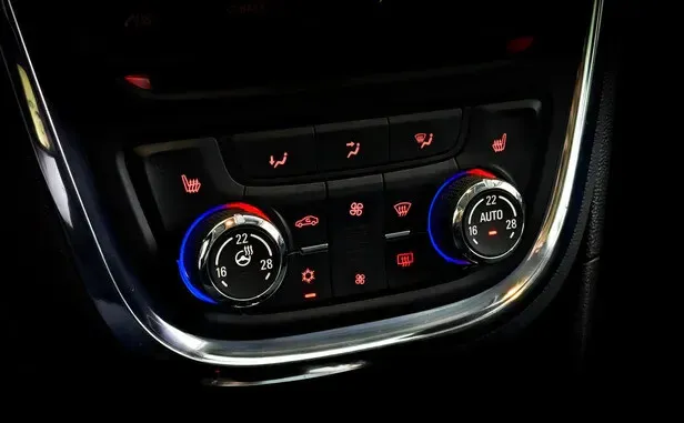Opel Mokka, I — фото 11
