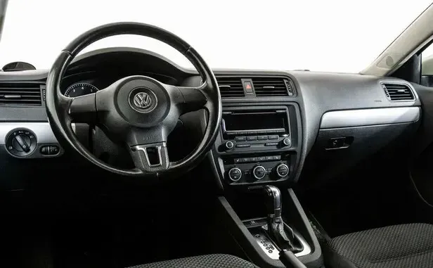 Volkswagen Jetta, VI — фото 6
