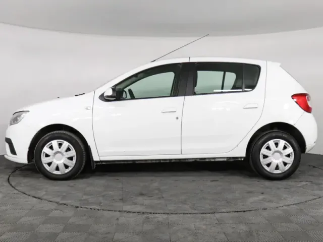 Renault Sandero, II Рестайлинг — фото 8