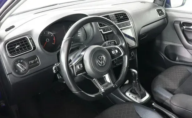 Volkswagen Polo, V Рестайлинг — фото 5
