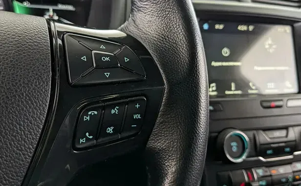 Ford Explorer, V Рестайлинг — фото 13