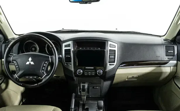 Mitsubishi Pajero, IV Рестайлинг 2 — фото 6