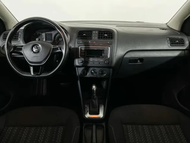 Volkswagen Polo, V Рестайлинг — фото 10