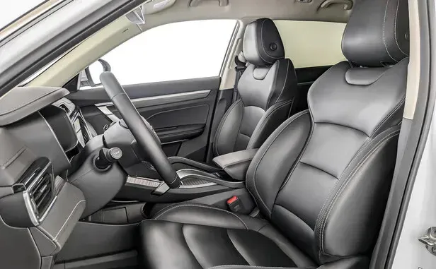 Geely Atlas Pro — фото 7