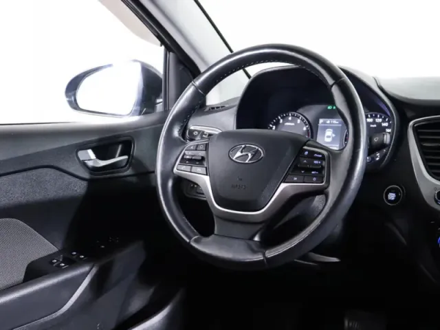 Hyundai Solaris, II — фото 17