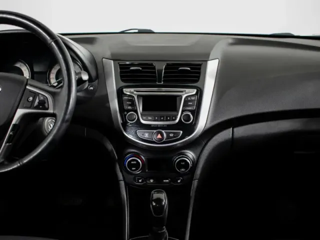 Hyundai Solaris, I Рестайлинг — фото 10