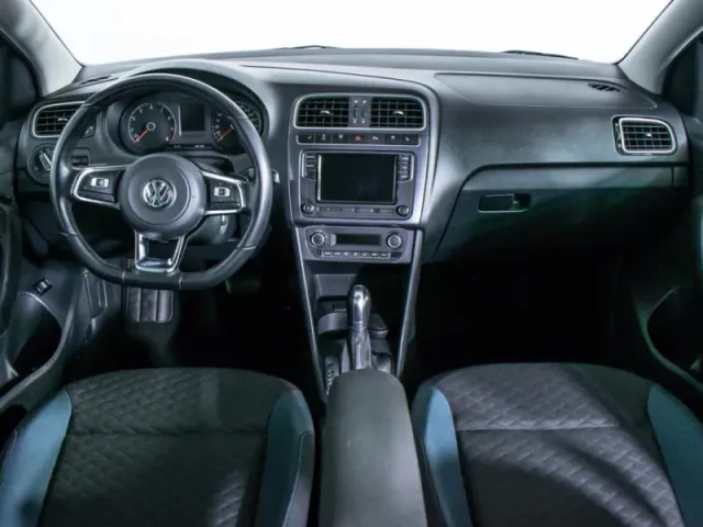 Volkswagen Polo, V Рестайлинг — фото 12
