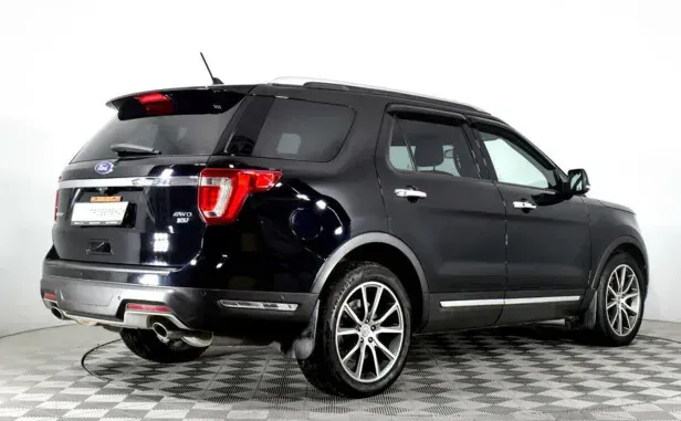Ford Explorer, V Рестайлинг — фото 2