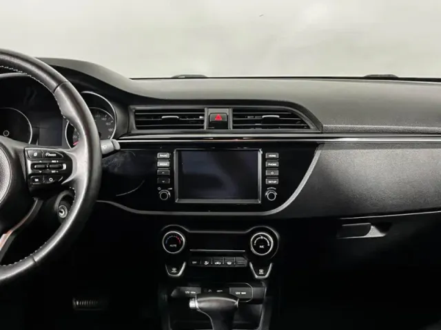 Kia Rio, IV — фото 14