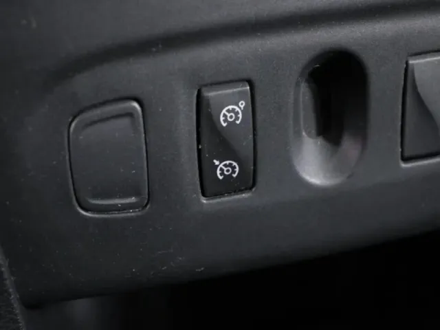 Renault Sandero, II Рестайлинг — фото 16