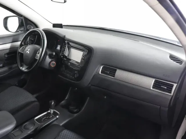 Mitsubishi Outlander, III Рестайлинг — фото 10