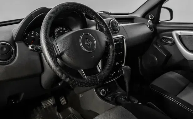 Renault Duster, I — фото 10