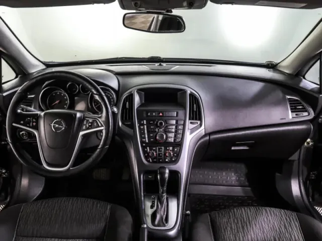 Opel Astra, J Рестайлинг — фото 15