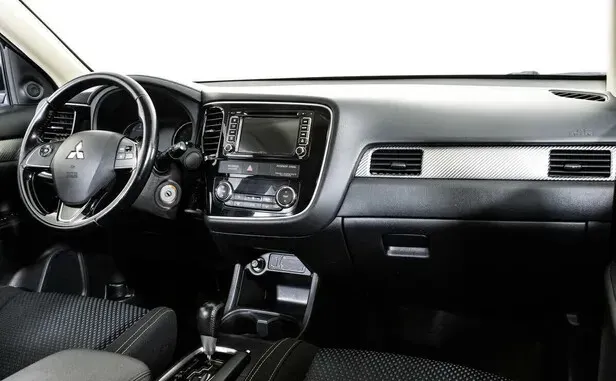 Mitsubishi Outlander, III Рестайлинг 2 — фото 21