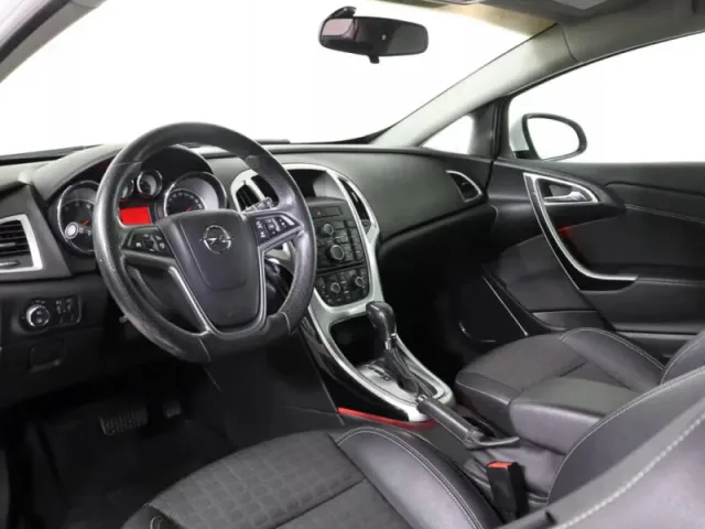 Opel Astra, J Рестайлинг — фото 18