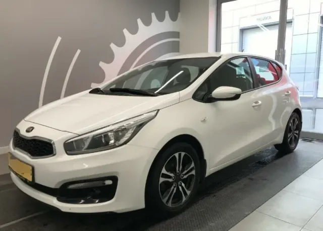 Kia Ceed, II Рестайлинг — фото 5