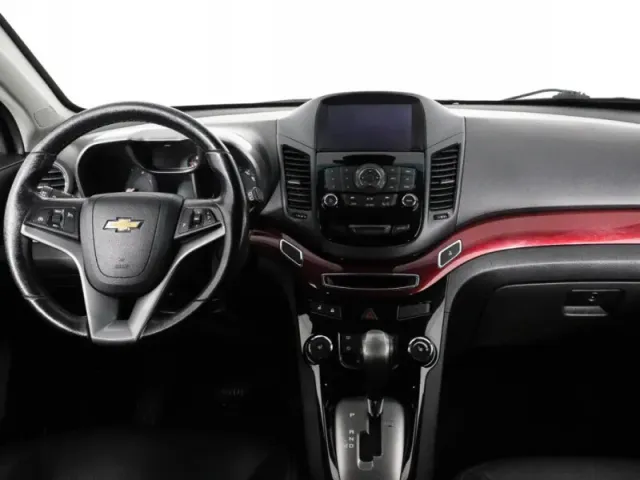 Chevrolet Orlando — фото 11