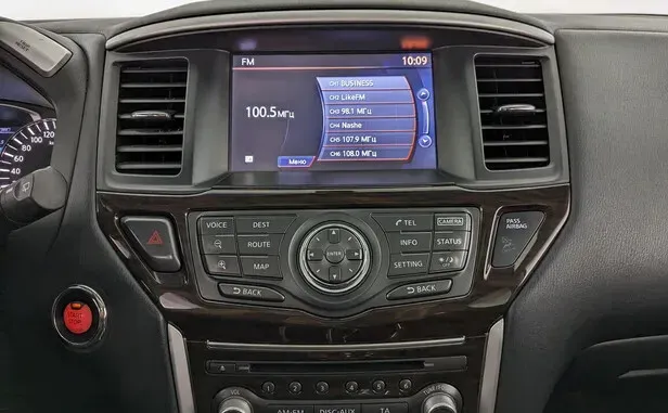 Nissan Pathfinder, IV — фото 14