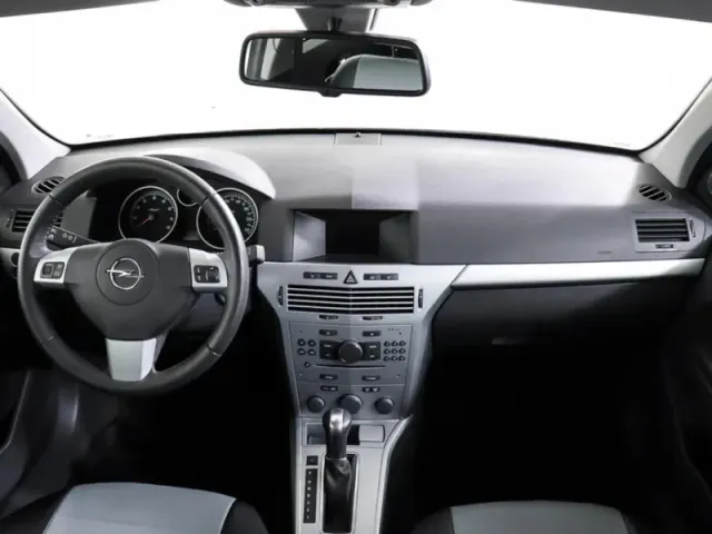 Opel Astra, H Рестайлинг — фото 16