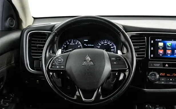 Mitsubishi Outlander, III Рестайлинг 3 — фото 8