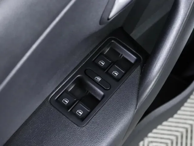 Volkswagen Polo, V Рестайлинг — фото 14