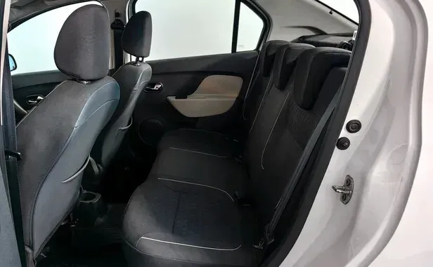 Renault Logan, II Рестайлинг — фото 5