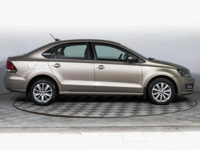 Volkswagen Polo, V Рестайлинг — фото 4
