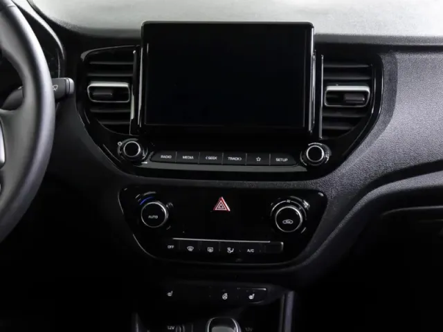 Hyundai Solaris, II Рестайлинг — фото 15