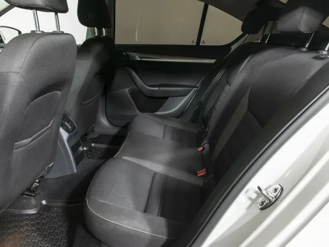 Skoda Octavia, III — фото 16