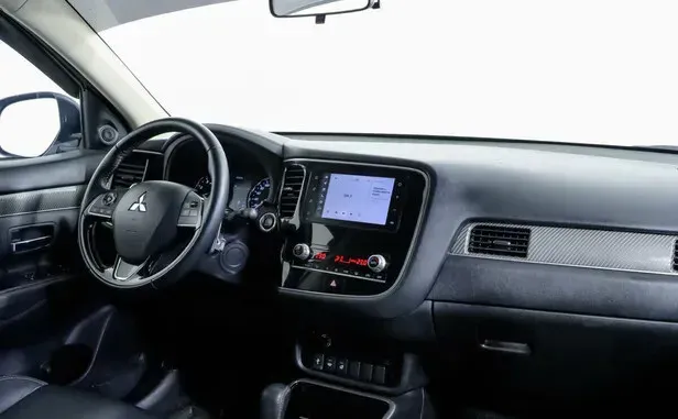 Mitsubishi Outlander, III Рестайлинг 3 — фото 5