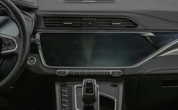 Geely Atlas Pro — фото 10
