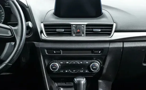 Mazda 3, III (BM) Рестайлинг — фото 14