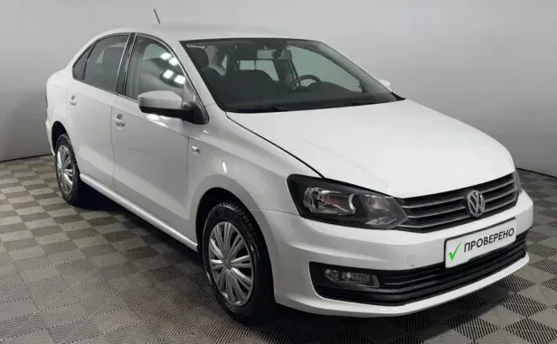 Volkswagen Polo, V Рестайлинг — фото 3
