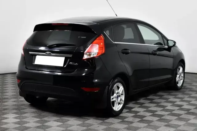 Ford Fiesta, Mk6 Рестайлинг — фото 5